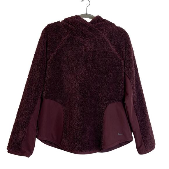 Nike Womens Sherpa Thermal Fleece Training Hoodie Size L Dark Cherry Cozy Warm - Picture 1 of 8